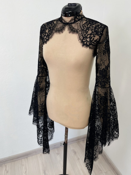 Keyhole lace jacket with bell sleeves