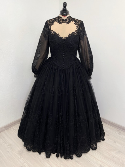 VIVIENNE basque waist open back lace gown